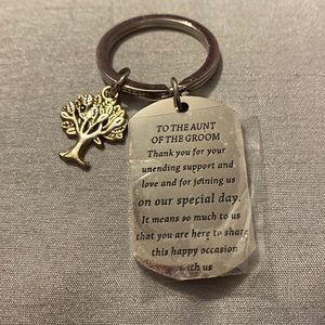 Aunt of Groom Keychain